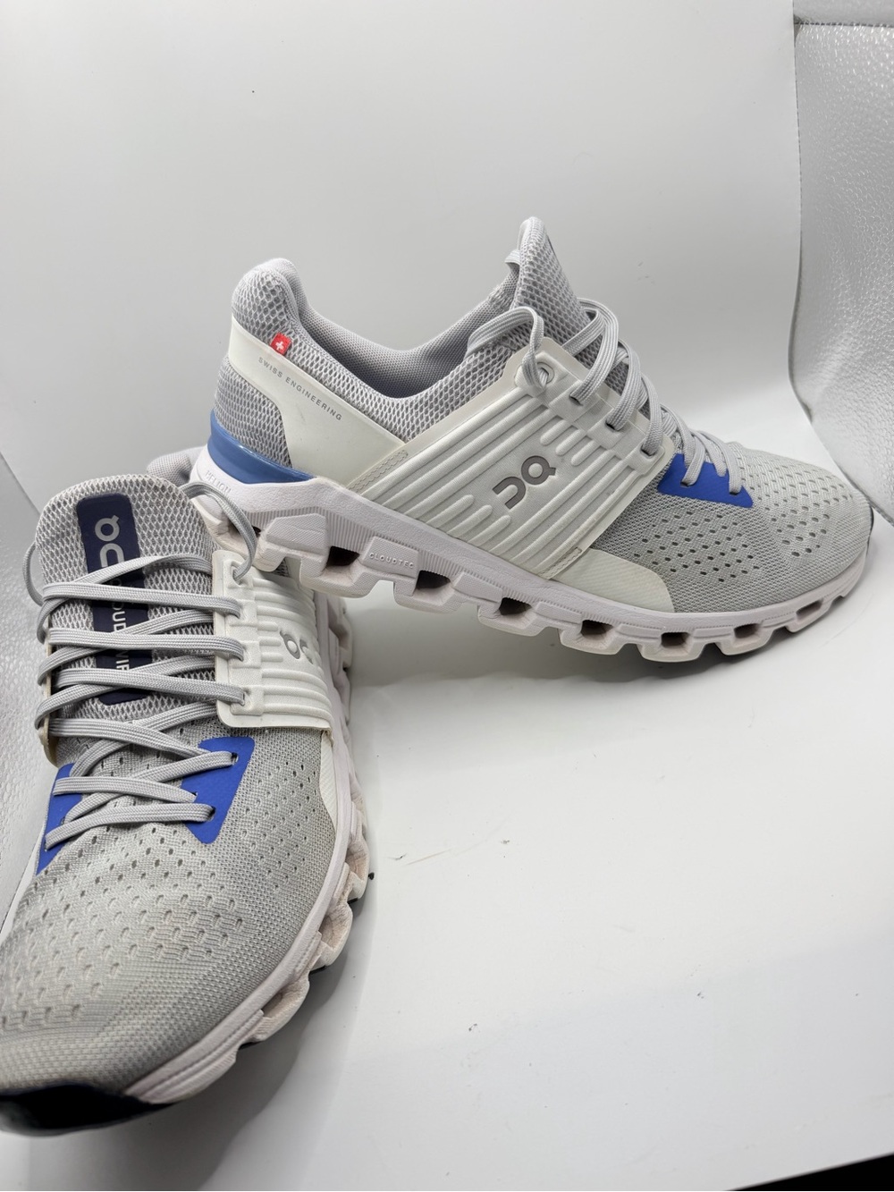 On Running Men's Athletic Shoes in Light Gray and Blue
